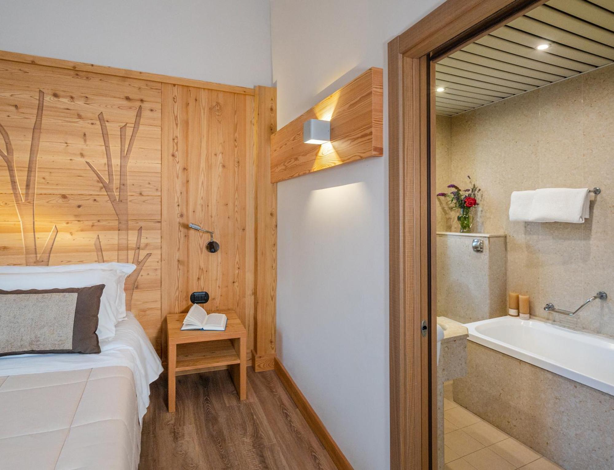 Ovindoli Park Hotel & Spa エクステリア 写真