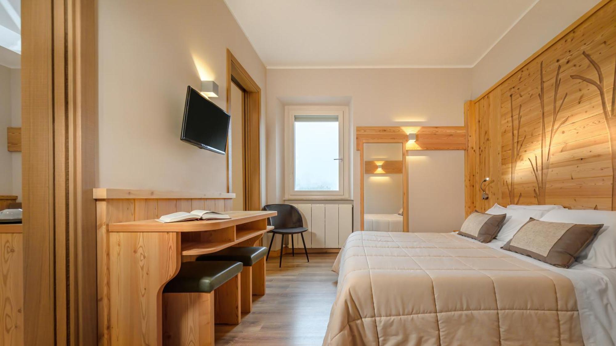 Ovindoli Park Hotel & Spa エクステリア 写真
