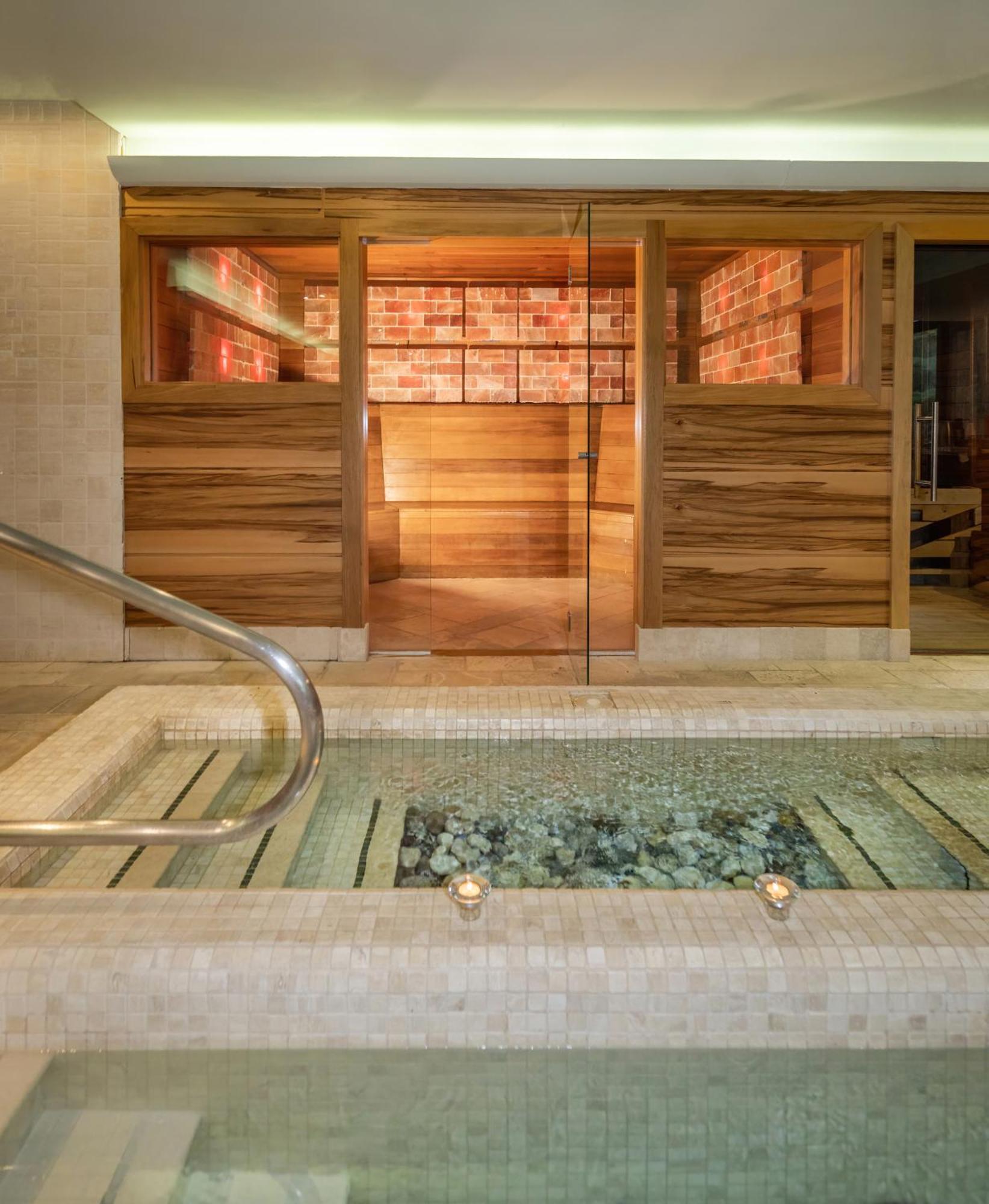 Ovindoli Park Hotel & Spa エクステリア 写真
